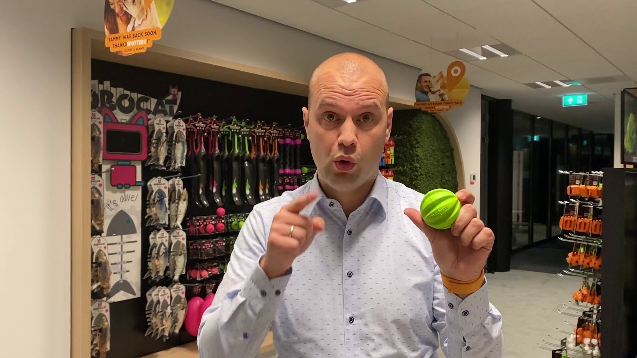 Dog Comets Halley Met Touw Roze