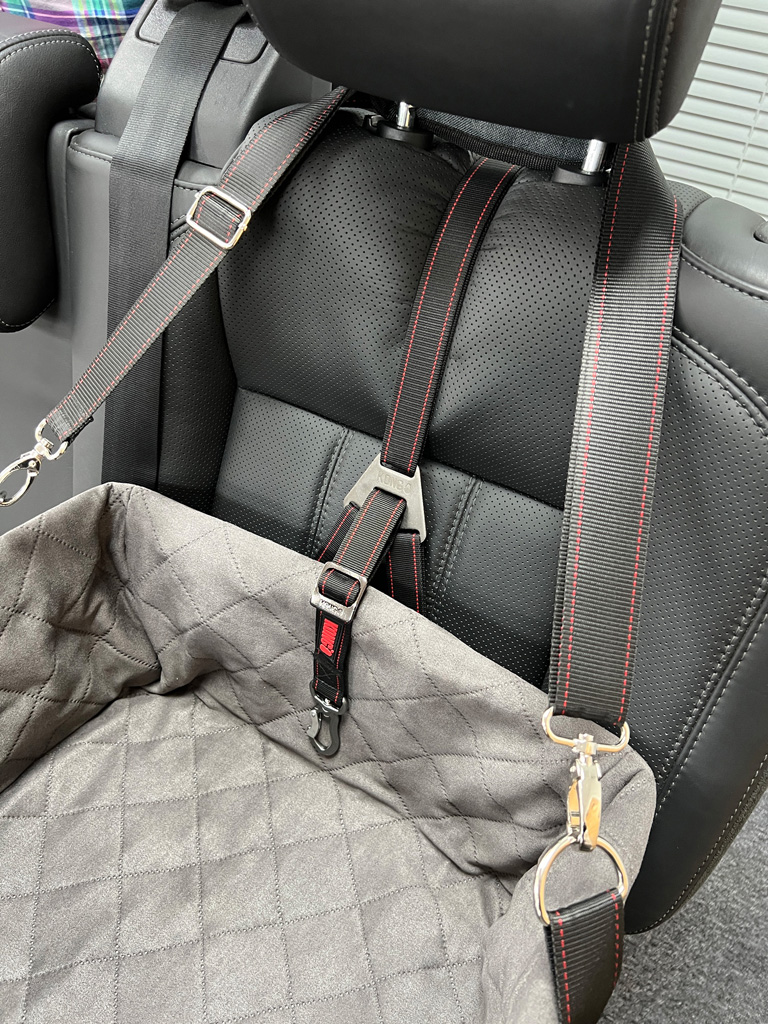 KONG Ultimate Booster Seat &amp; Tether